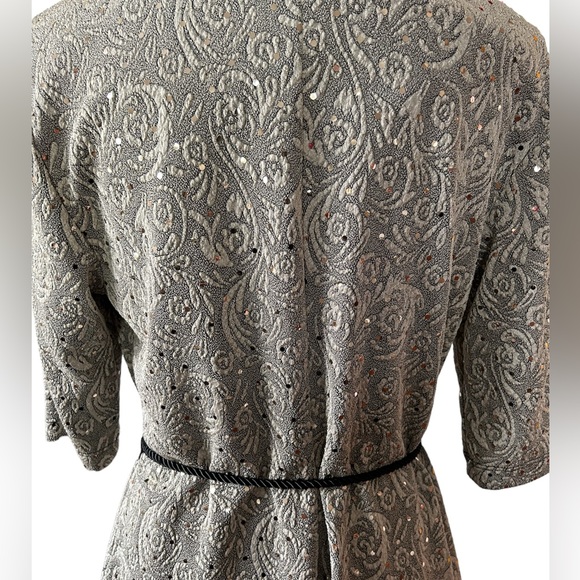 Connected Apparel Green Shirt - Picture 7 of 8